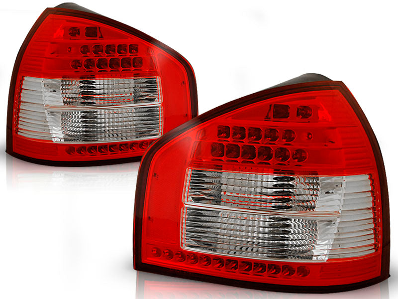 Baklykter LED Red White til Audi A3 8L 96-00 sett rett bakfra på hvit bakgrunn.