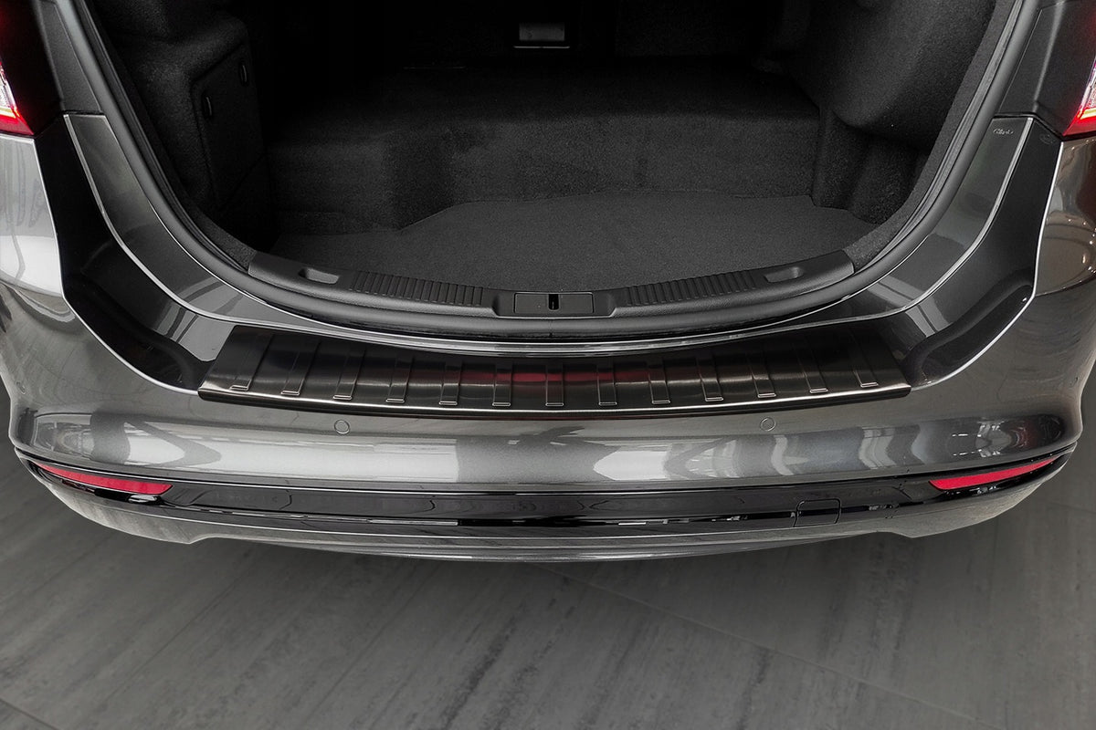 Avisa bakfangerbeskytter til Ford Mondeo V – enkel 3M-montering