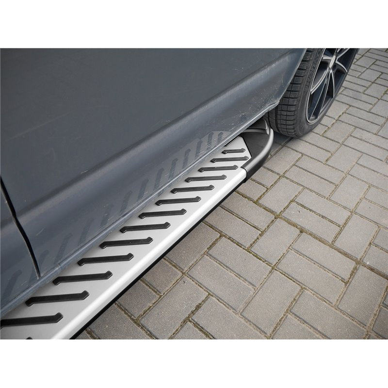 Stigtrinn Nissan X-Trail III (T32) ARP (2013-2021) - nærbilde