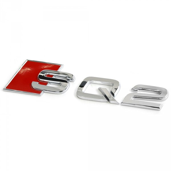Emblem/logo til Audi SQ2 Chrome i krom med perfekt passform til bakluke fra Genuine Audi AG
