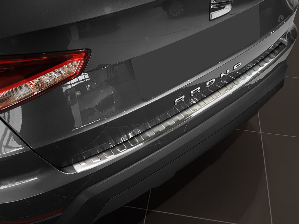 Avisa bakfangerbeskytter til Seat Arona/ Seat Arona Xcellence/Seat Arona FR – 3M dobbeltsidig tape montering
