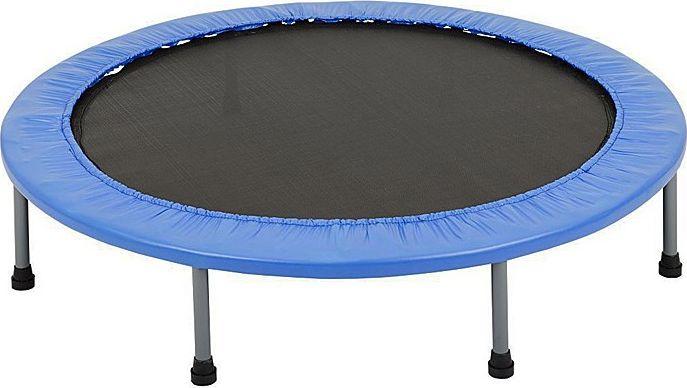 Trampoline med blå sikkerhetskant, sort hoppeflate og seks metallben med gummiknotter, sett fra siden.