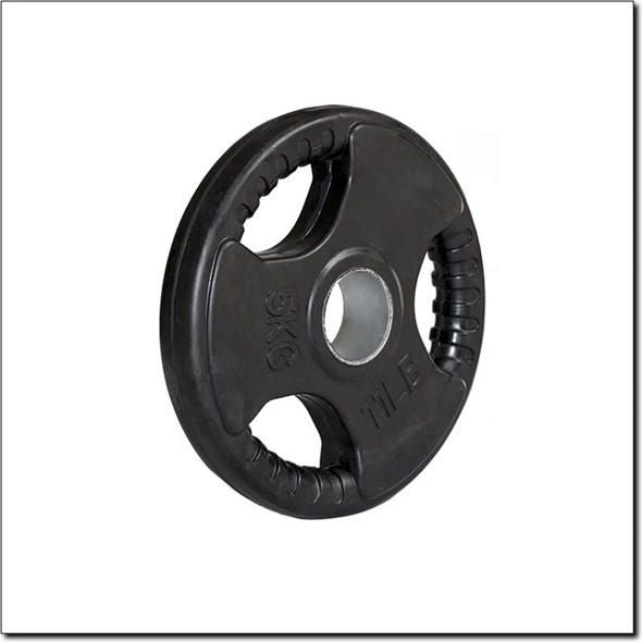 Vektskive 5kg olympisk gummiert med tre åpne håndtak og metallring, avbildet fra siden i lett vinkel.