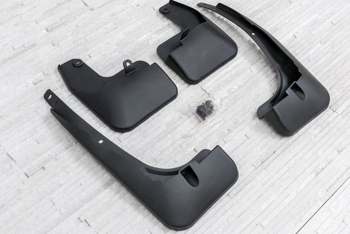 Ven-Tuning skvettlapp til Toyota RAV4 IV Facelift – svart ABS