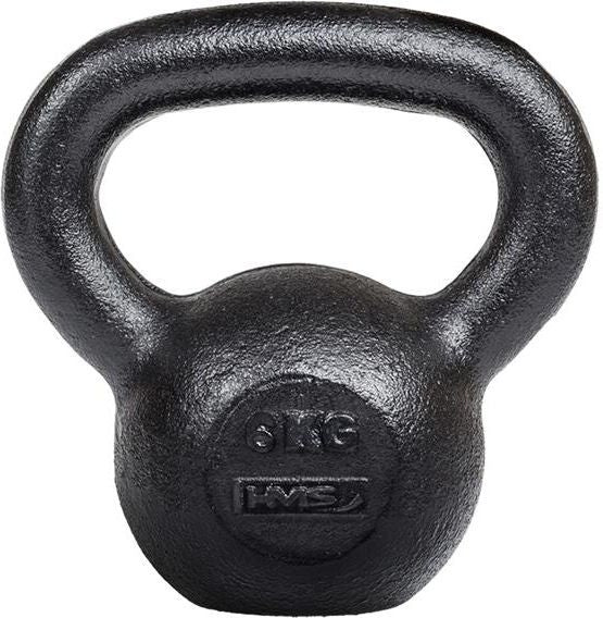 Kettlebell i sort støpejern på 6 kg sett forfra, med synlig håndtak og vektmarkering på fremsiden.