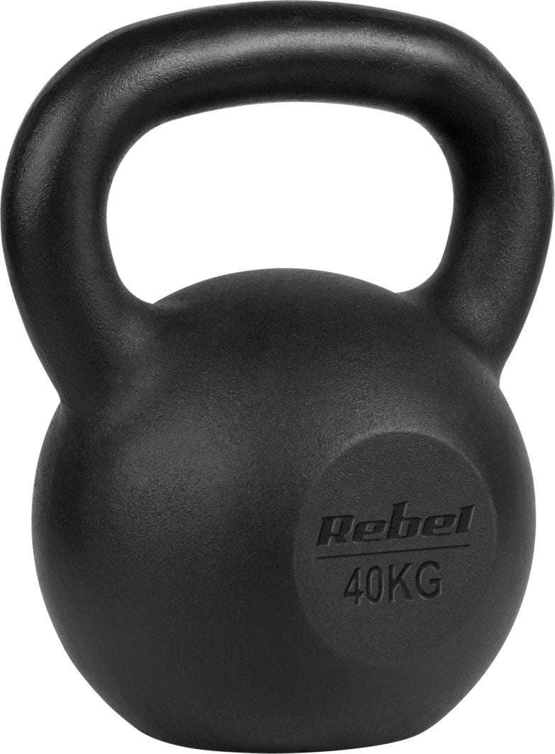 Kettlebells sort støpejern, 40 kg, sett skrått forfra med vekt og Rebel-logo støpt inn på flaten.
