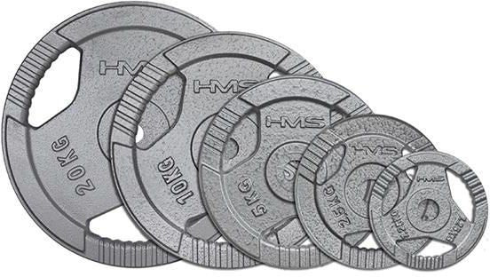 Vektskive i grått metall, fem runde plater med 31mm hull og tre håndtak, sett forfra og litt ovenfra.