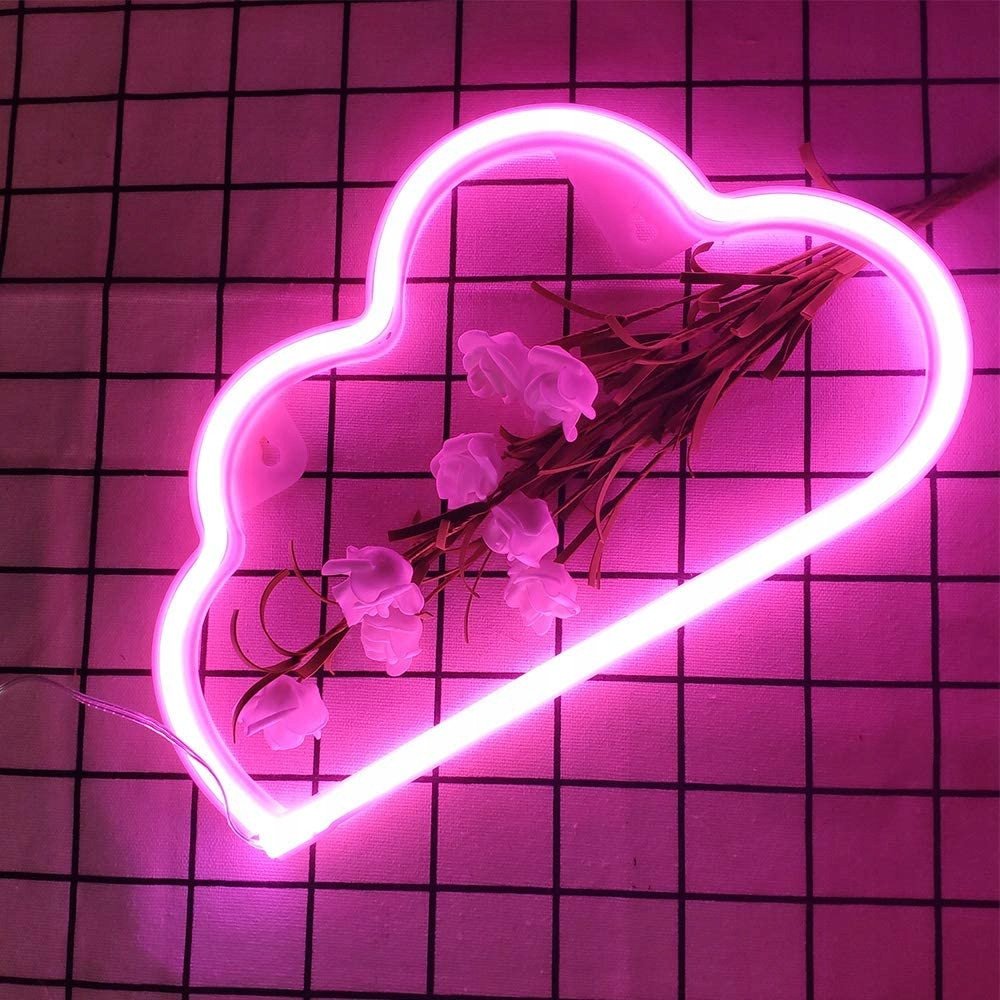 Tredemølle vegglampe Sky i rosa neon, sett ovenfra med blomster inni på rutete bakgrunn.