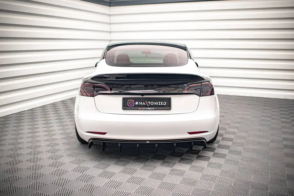 Diffuser (rear valance) V.2 - Tesla Model 3 17- | Nomax.no🥇_4