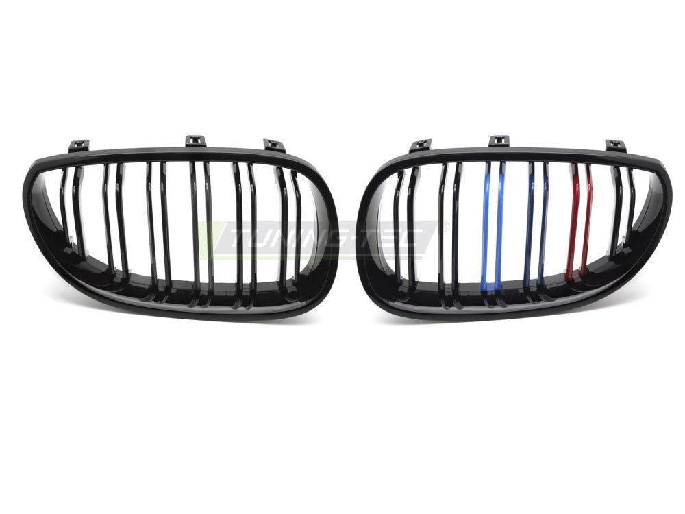 Detaljbilde av grill BMW E60/E61 03-10 med detaljer.