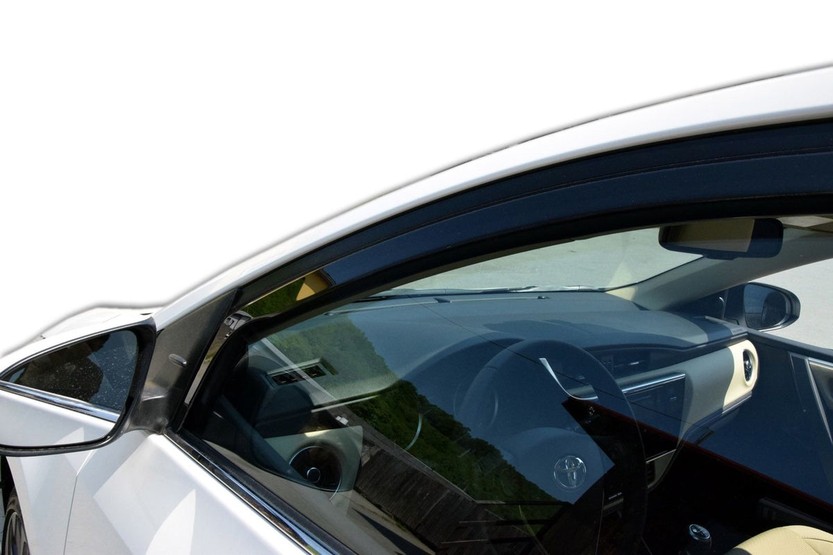 Heko vindavviser til Toyota Corolla XI Sedan – sort og transparent