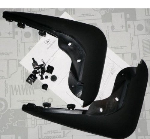 Mercedes OEM skvettlapp til Mercedes CLS (C219) – svart ABS-materiale
