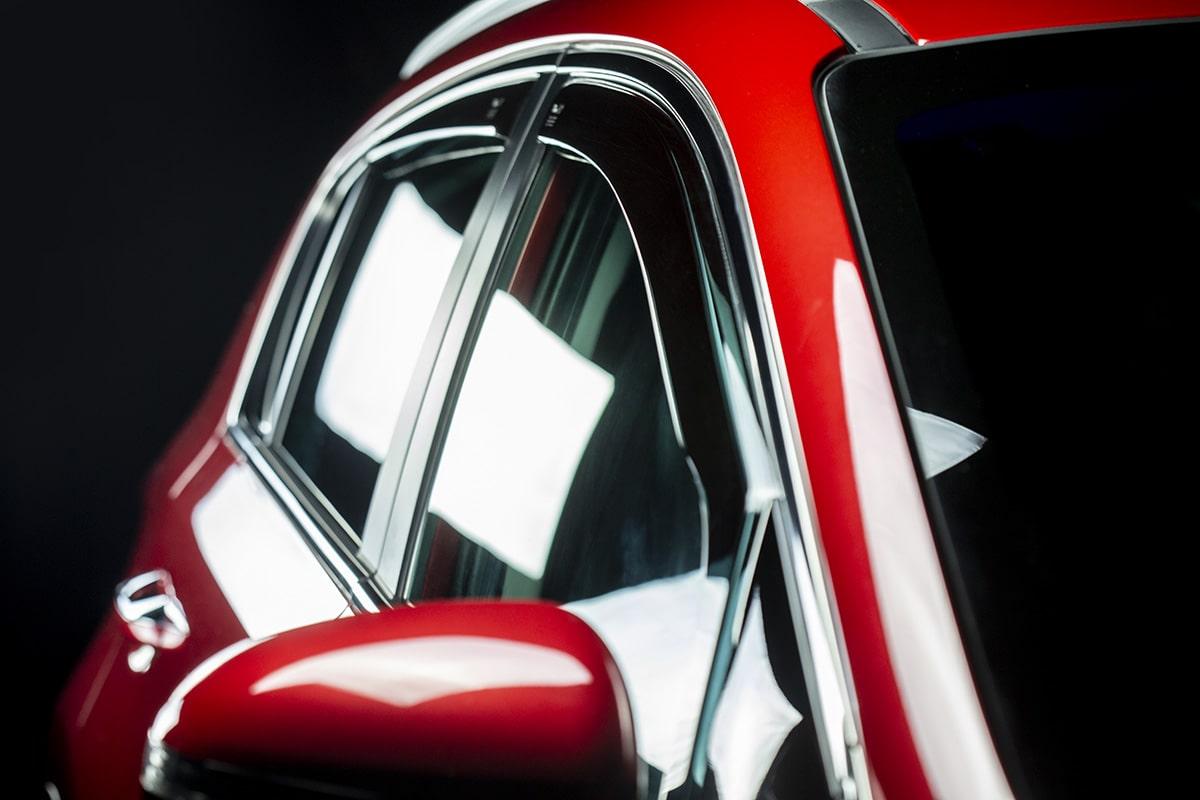 Heko vindavviser til Lexus NX I – sort transparent finish