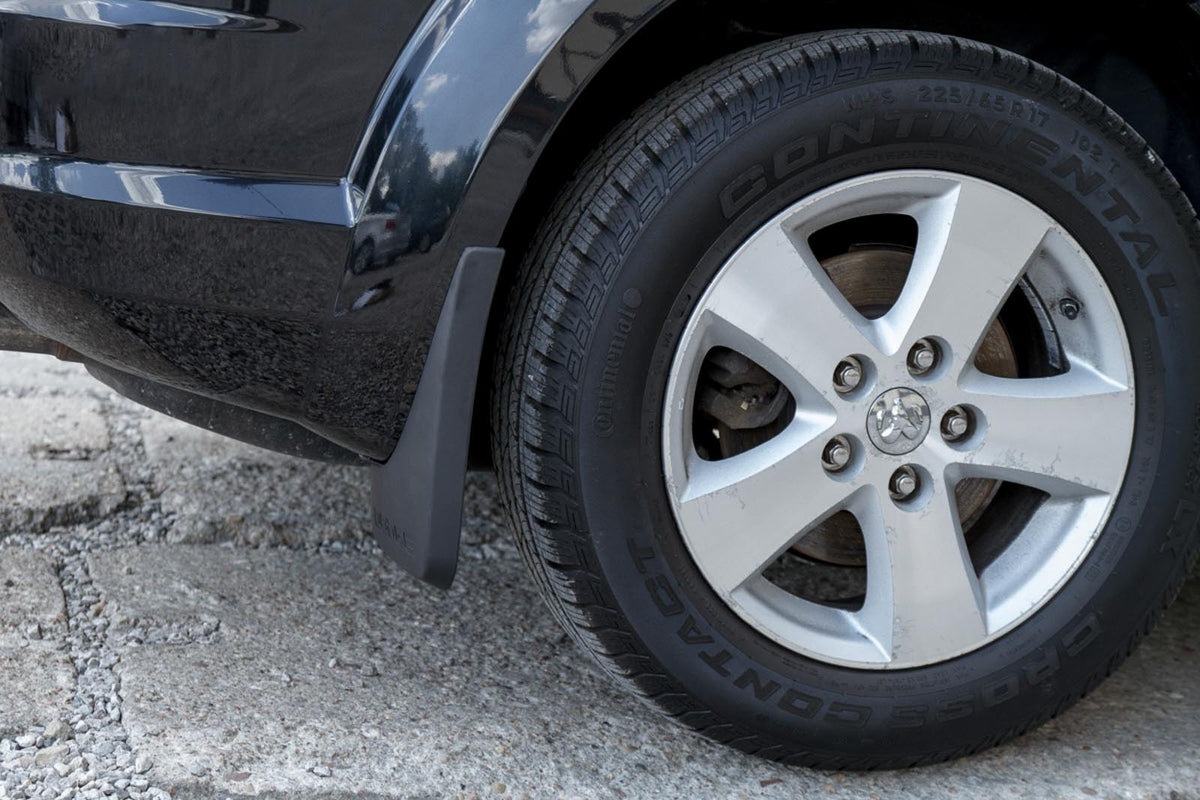 Ven-Tuning skvettlapp til Dodge JOURNEY facelift – svart ABS-materiale