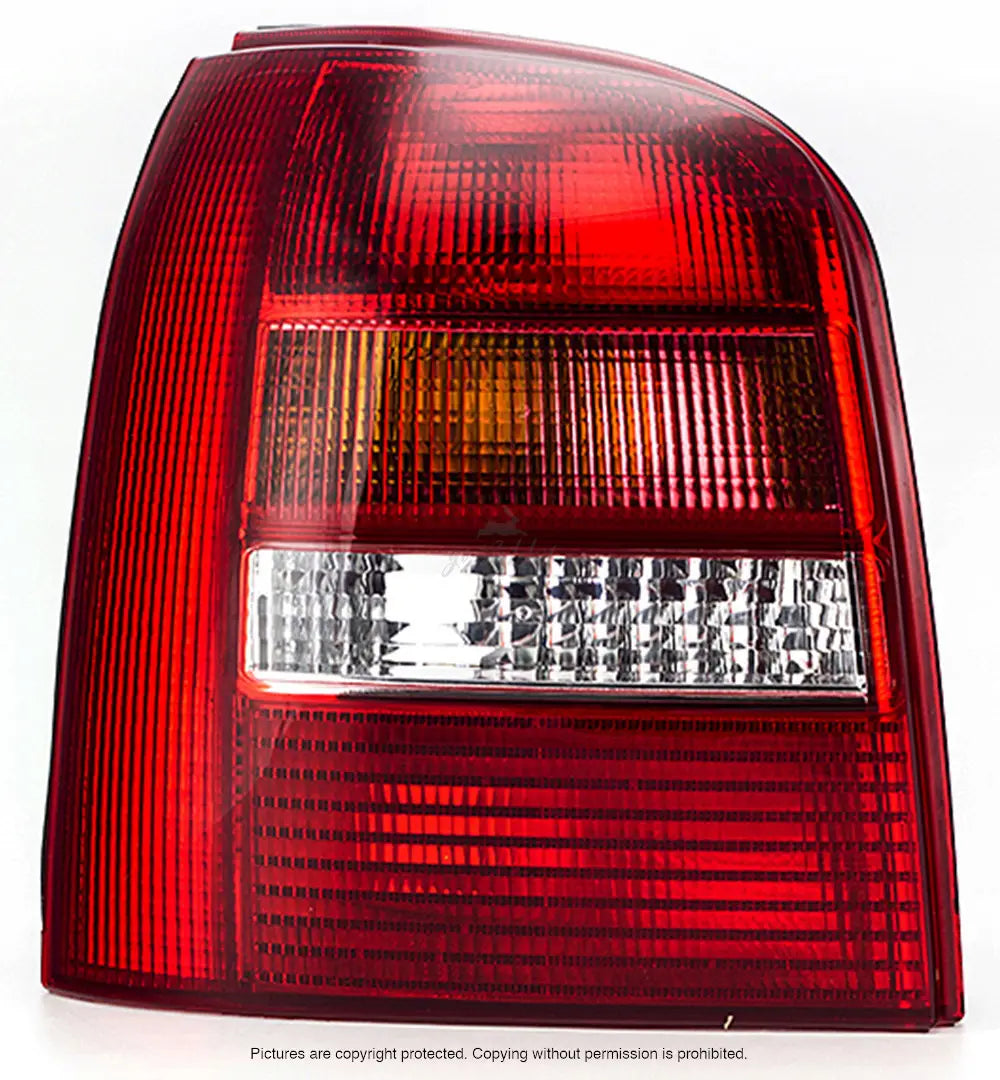 Baklykt Audi A4 (B5) 99-01 P21W Venstre | Nomax.no🥇
