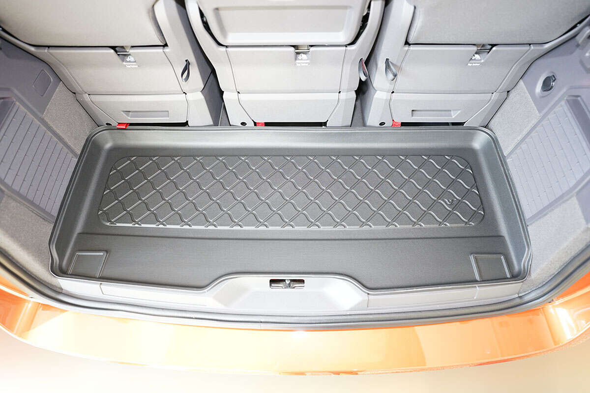 Aristar bagasjeromsmatte til Vw T7 Multivan / L1 - kort – myk plast TPE