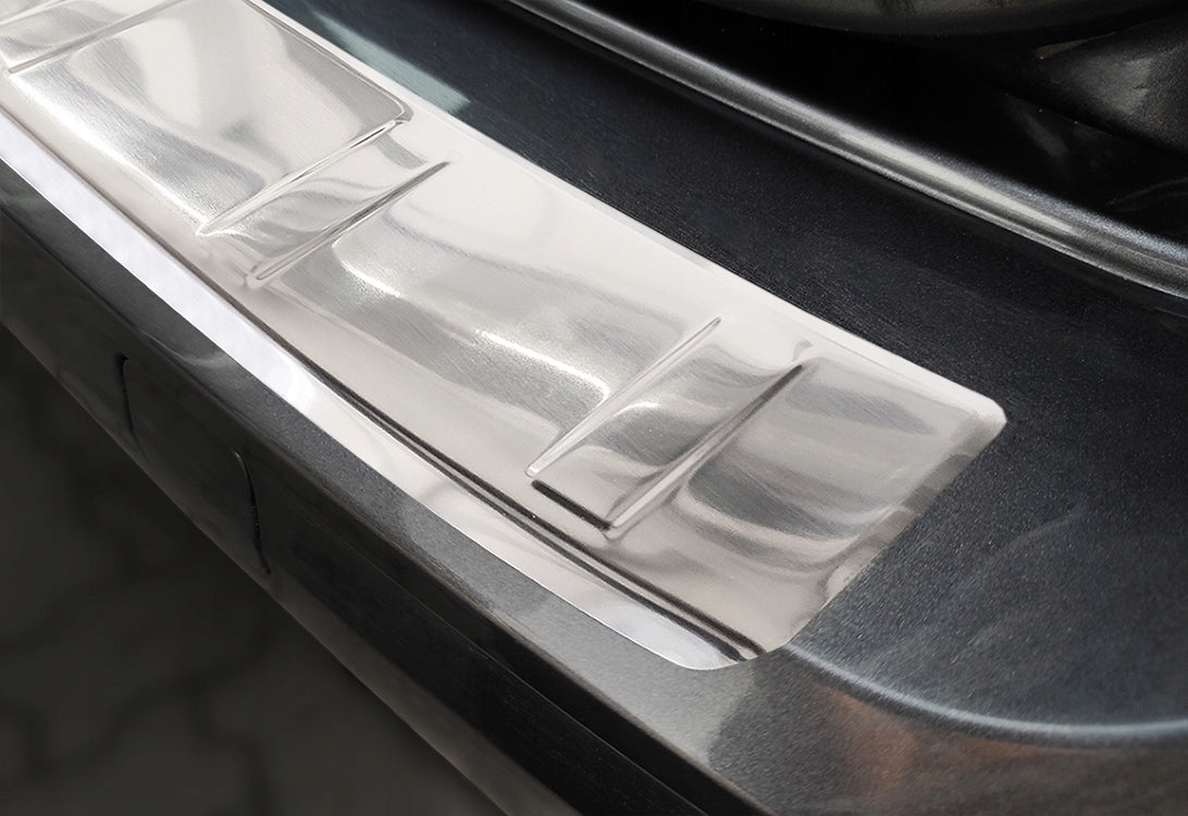 Bakfangerbeskytter Vw Caddy V (2020-) – rustfritt stål - detaljer