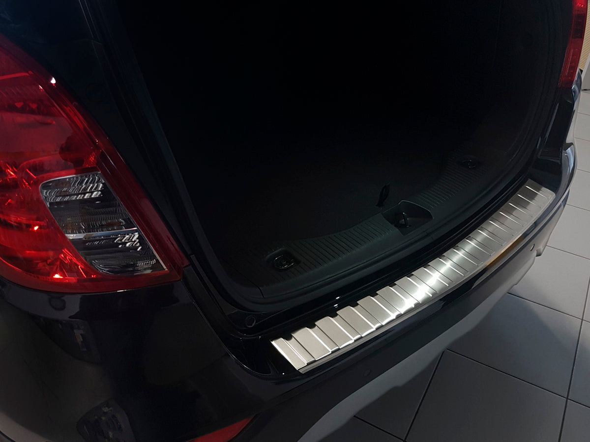 Avisa bakfangerbeskytter til Opel Mokka X facelift – rustfritt stål
