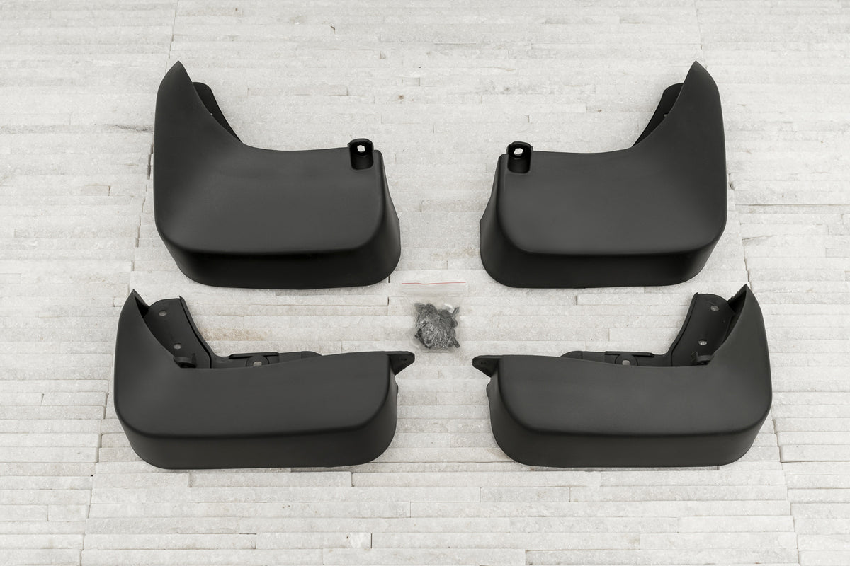 Ven-Tuning skvettlapp til Audi Q3 8U Facelift – svart ABS