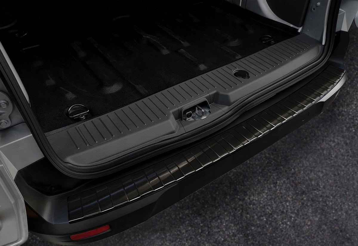 Avisa bakfangerbeskytter til Ford Transit Connect II / Tourneo Connect II / Black Edition – svart børstet