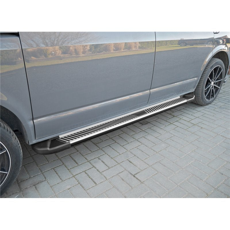 Stigtrinn Suzuki Grand Arp (2015-2016) - sett forfra