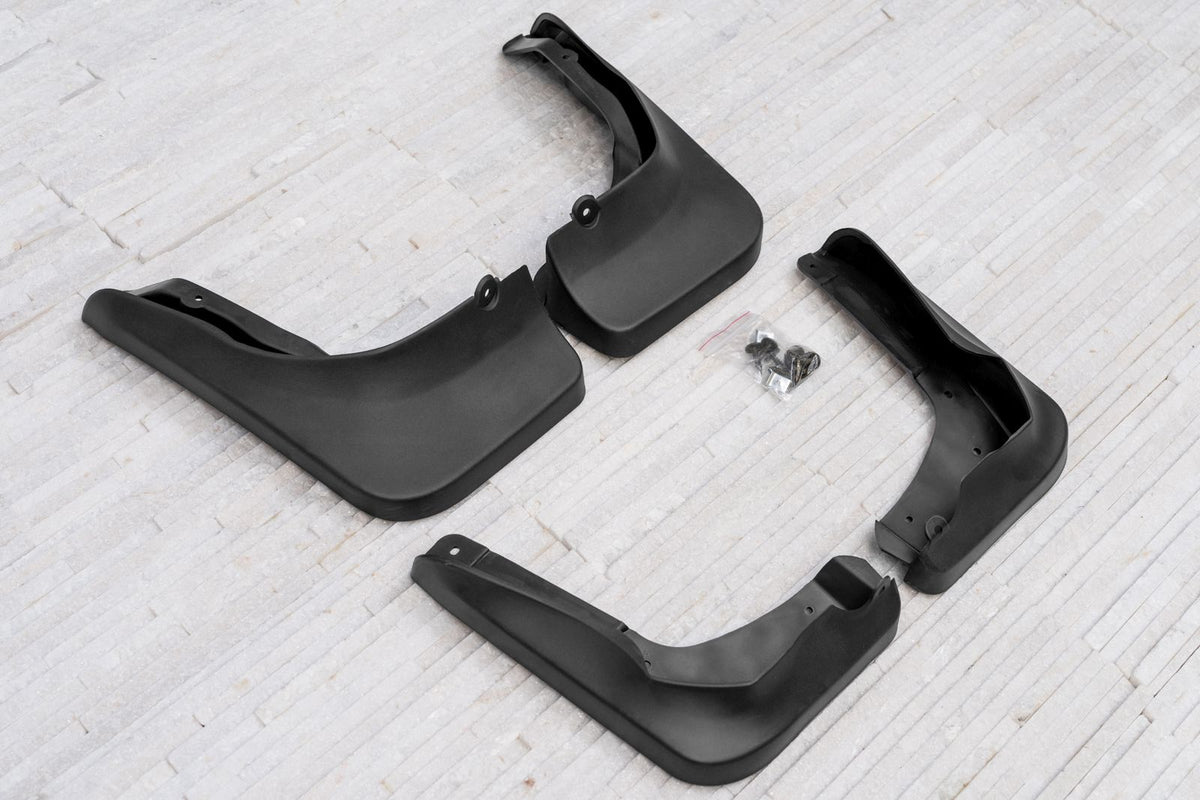 Ven-Tuning skvettlapp til Mercedes B-KLASSE (W246) – svart ABS-materiale