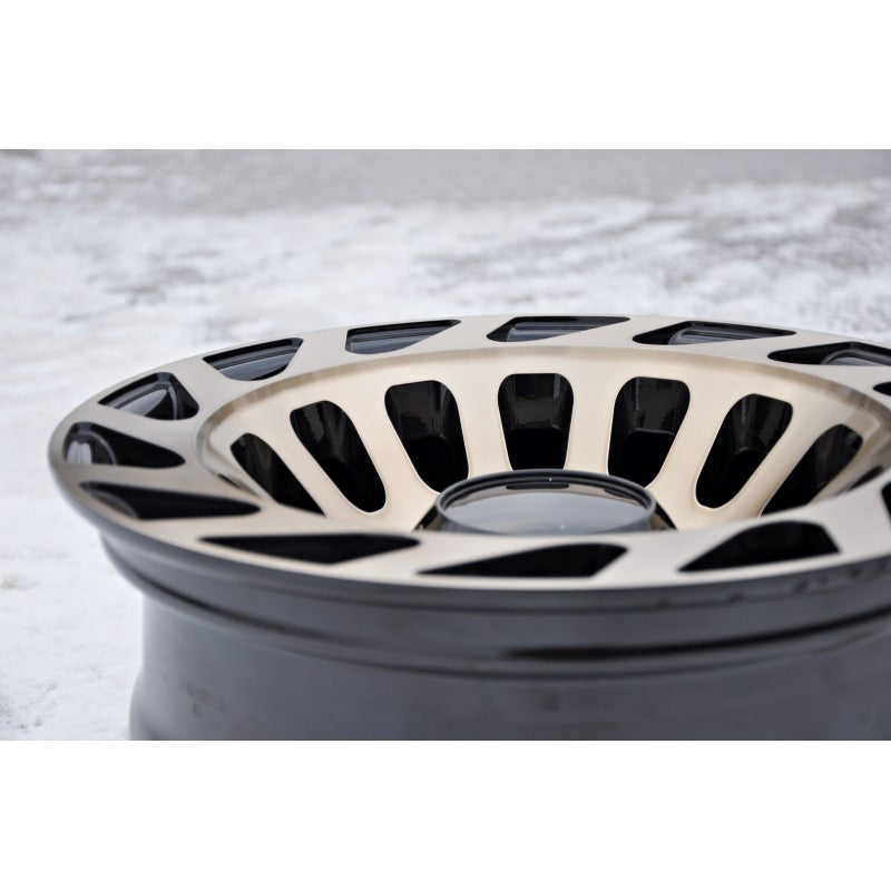 Felger 6x139,7 15x8 ET0 CB110,1