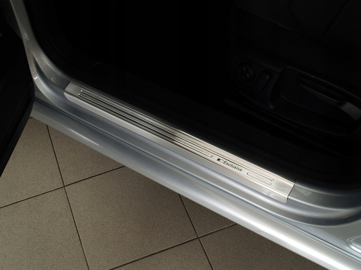 Avisa dørbeskytter til Vw Passat B6 / B7 Sedan – satin sølv finish