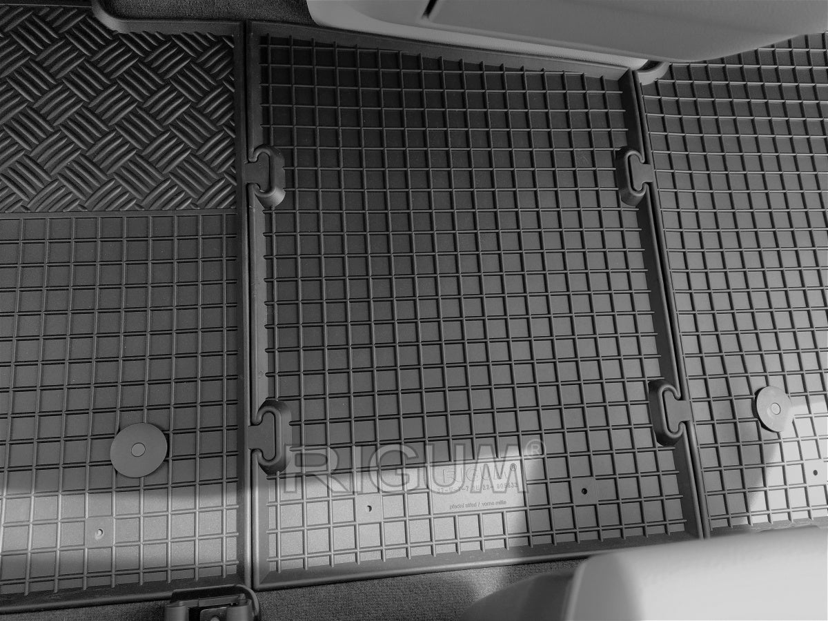 Rigum gulvmatter til Vw T7 Multivan – vanntett og slitesterk