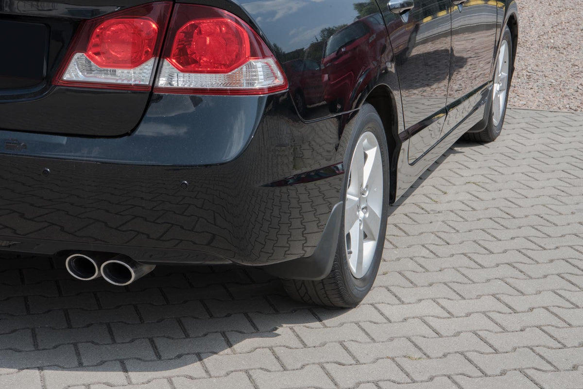Ven-Tuning skvettlapp til Honda CIVIC VIII – komplett sett