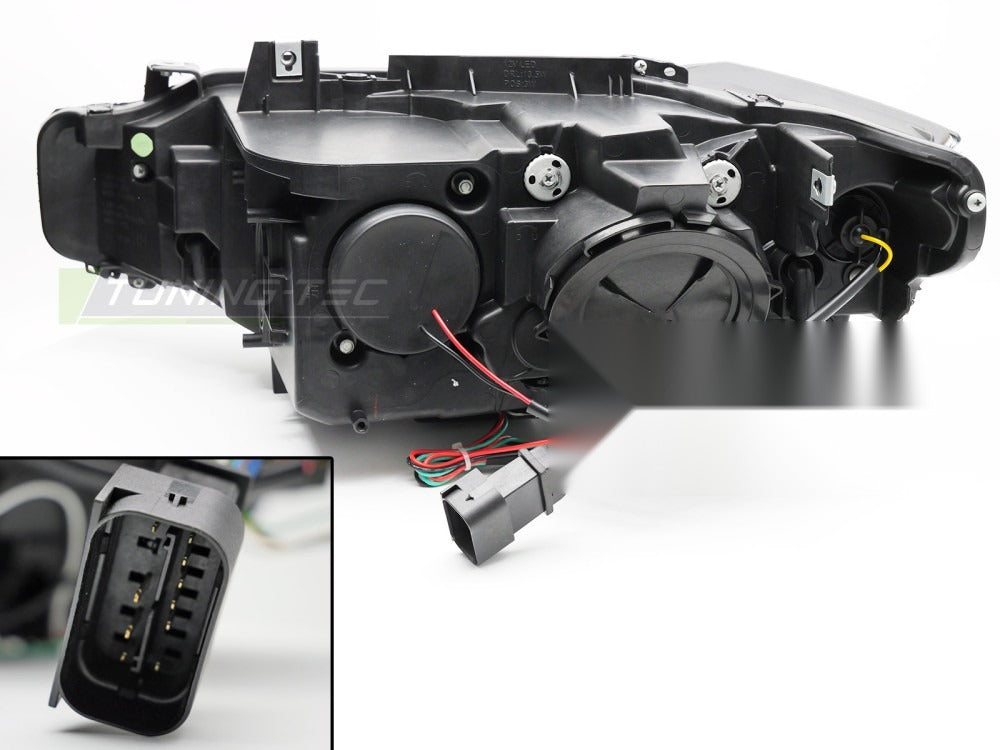 Frontlykter BMW F30/F31 11-15 pakke og innhold.