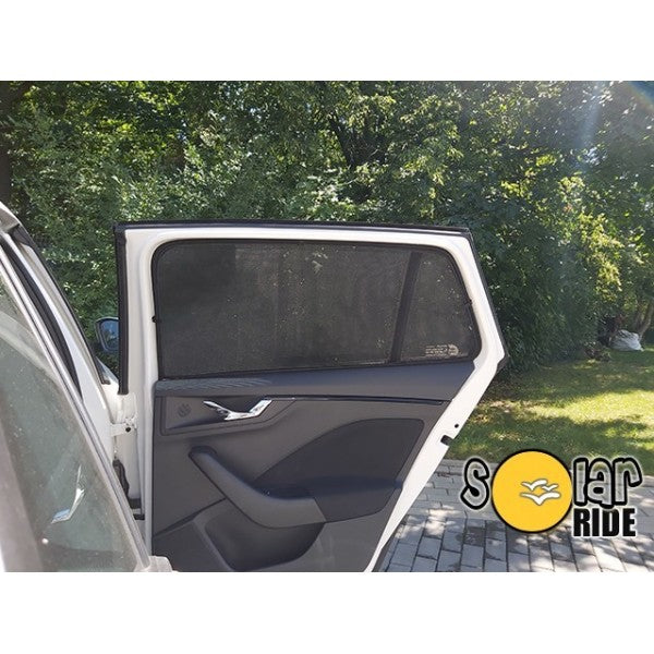 Solskjerm Skoda Scala (2019-) (2 stk) - nærbilde