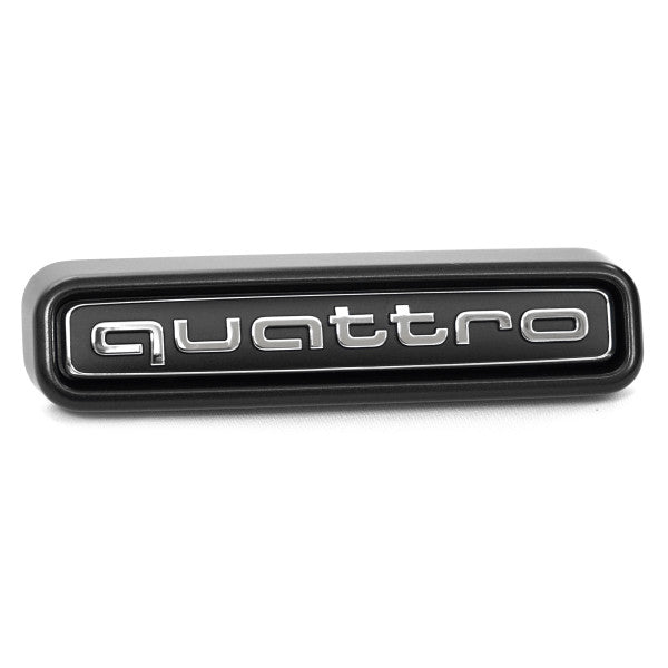 Emblem/logo til Audi quattro A8 (D5 4N) > Chrome montert på frontgrill i kromfinish