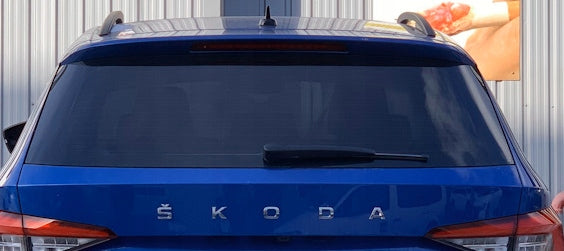 Emblem/logo til Skoda Kodiaq / Karoq bakluke Silver Edition i krom blank utførelse