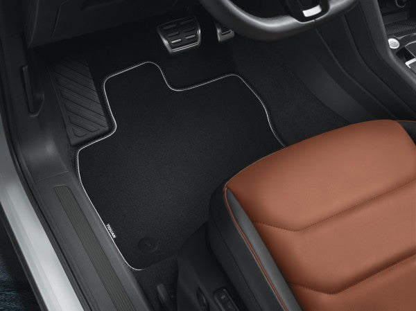 VAG OEM stoffmatter til Vw Tiguan II – stoffmateriale satin svart