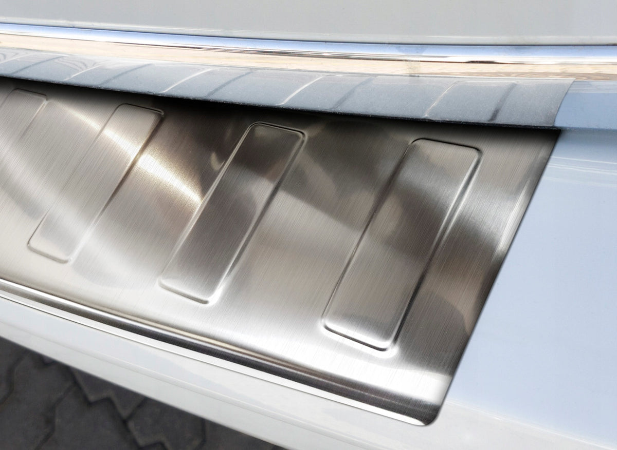 Bakfangerbeskytter Vw T6 / Silver Editon (2015-2023) – Rustfritt stål - detaljer