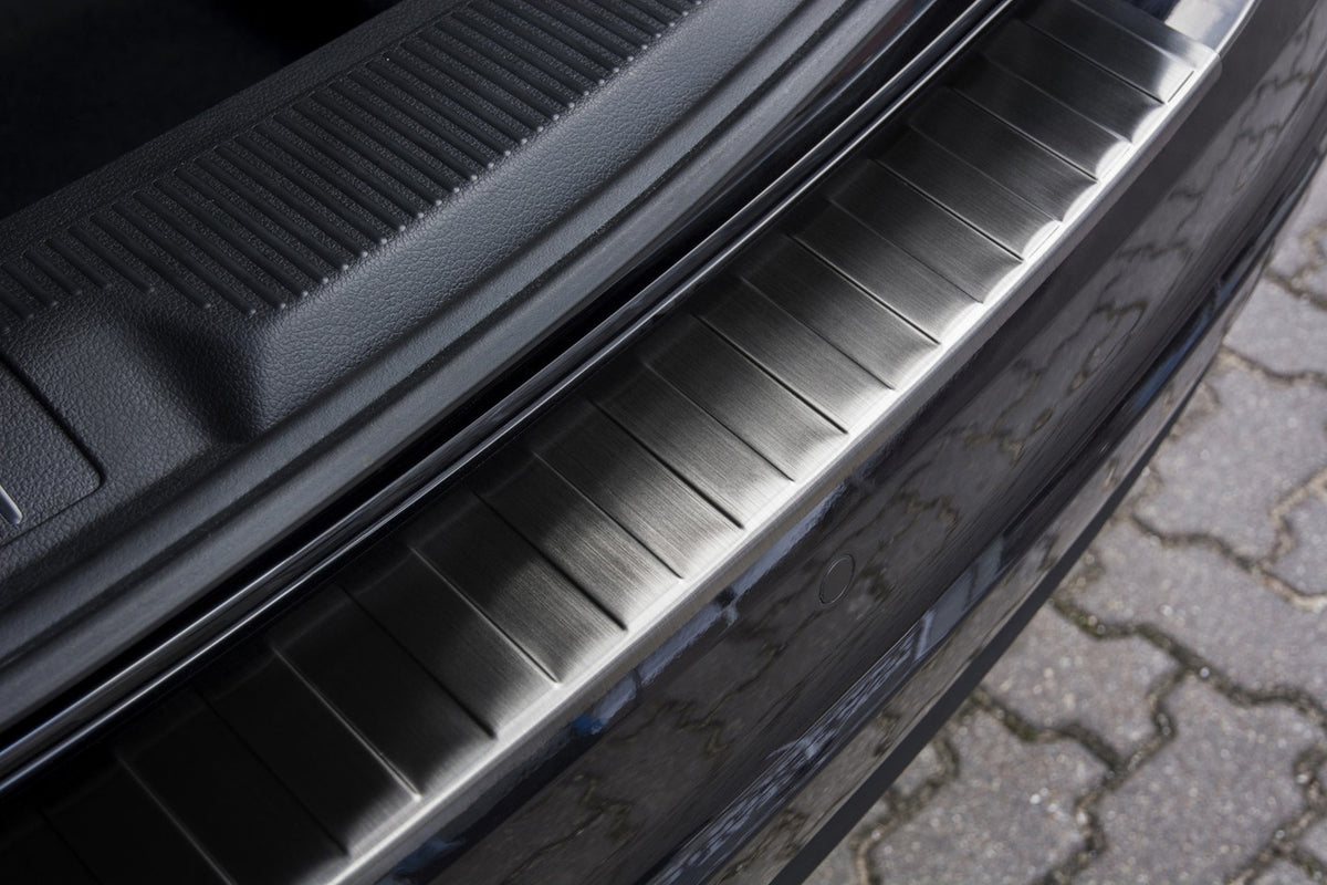 Avisa bakfangerbeskytter til Seat Alhambra II – enkel 3M-montering