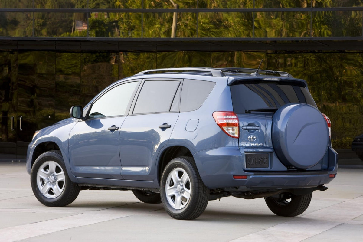 Takrails Ventshield til Toyota RAV 4 2006-2012 i aluminium og ABS med matt kromfarge