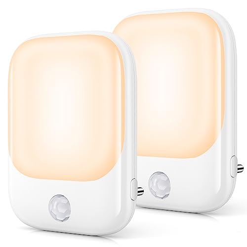 Nattlampe Med Bevegelsessensor, to hvite lamper med avrundede hjørner og varmt lys, sensor nederst.