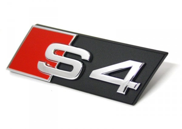 Emblem/logo til Audi S4 Chrome i krom, svart og rødt for front grill med perfekt passform og enkel montering
