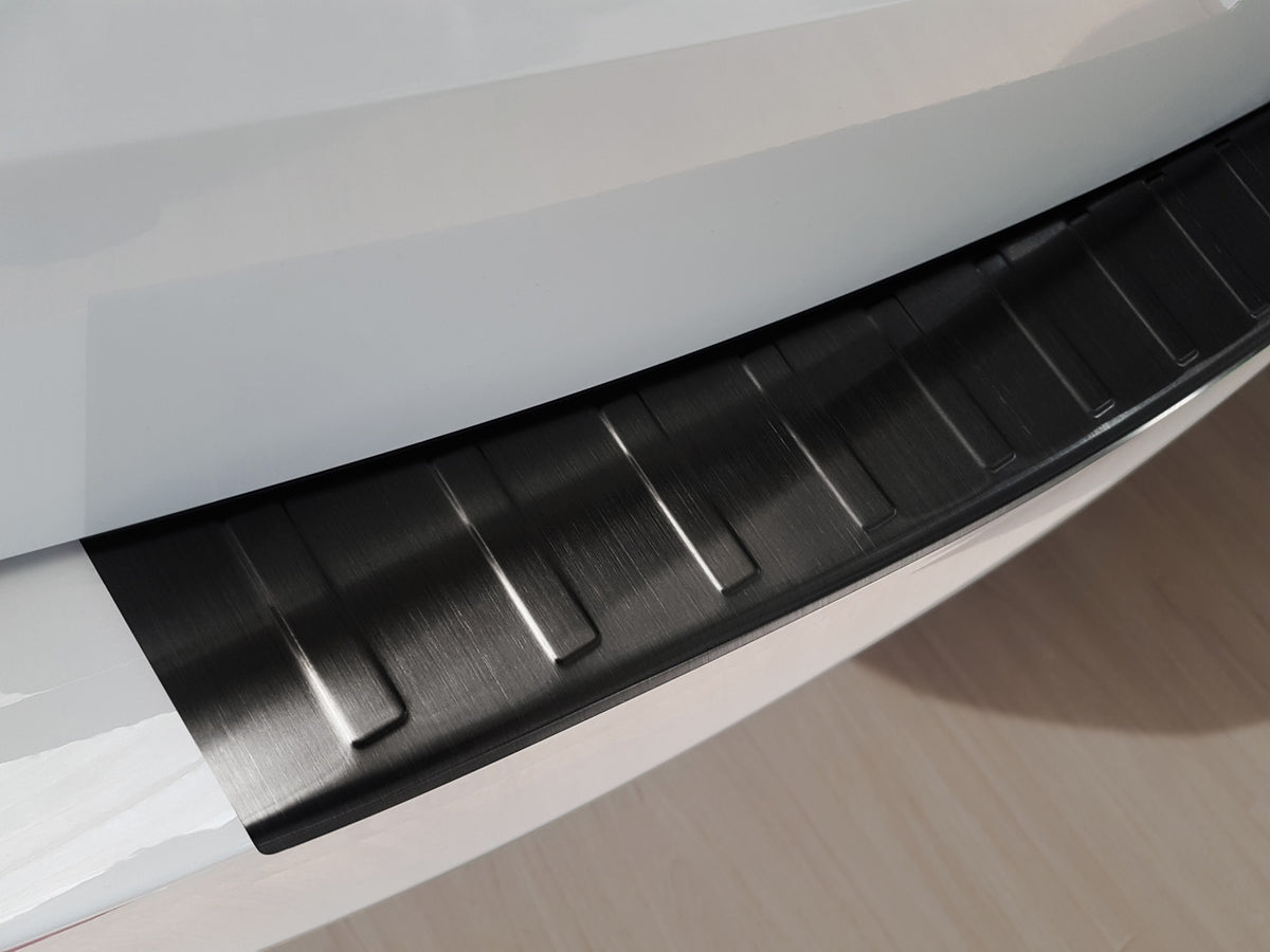 Bakfangerbeskytter Skoda Octavia III Stasjonsvogn (2013-2020) – Rustfritt stål - detaljer