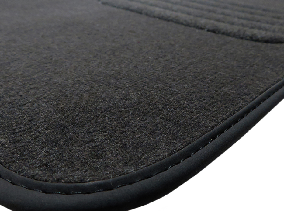Stoffmatter Bmw 1 E82 – tekstil/velour - detaljer