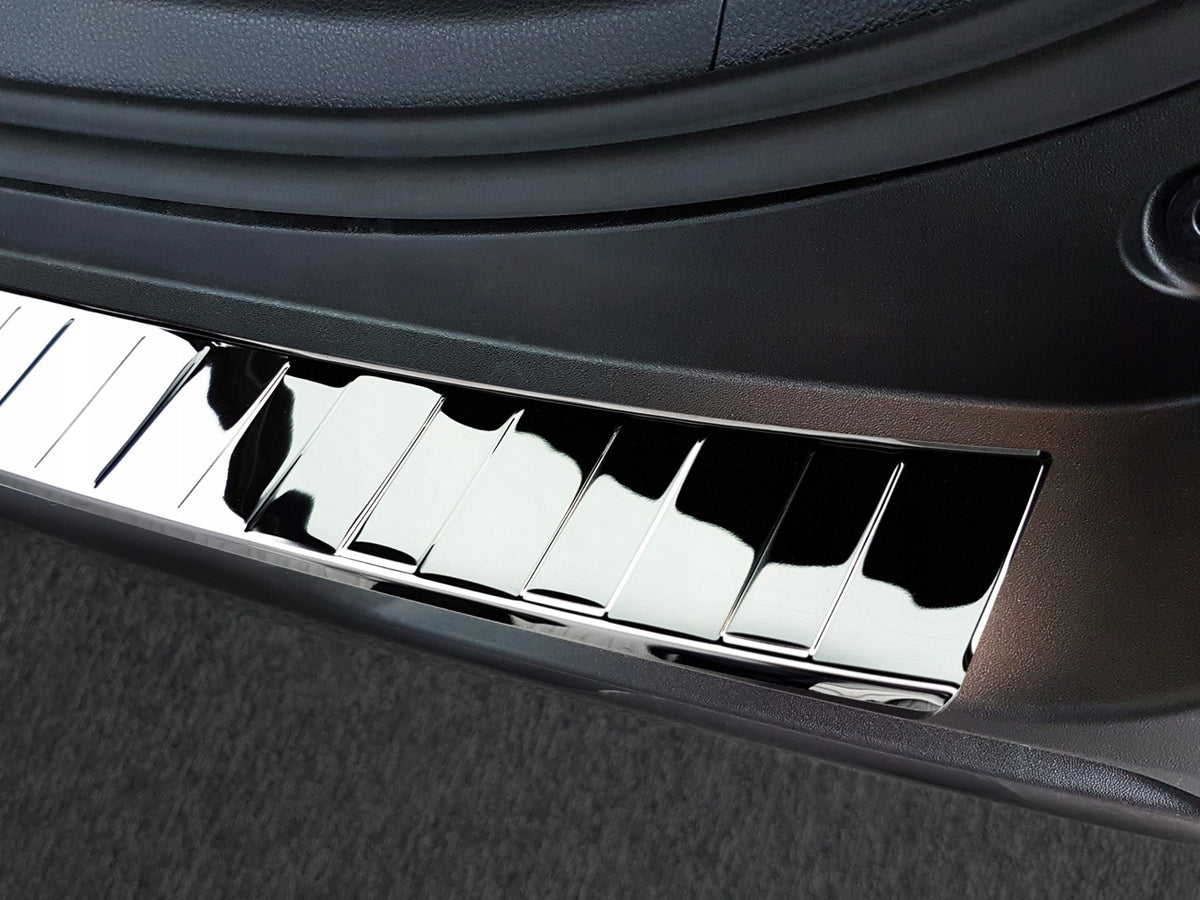 Avisa bakfangerbeskytter til Toyota RAV4 V / Silver Edition – 3M montering