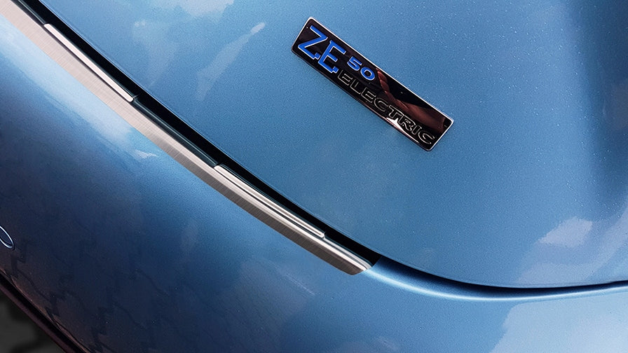 Bakfangerbeskytter Renault Zoe (2019-2024) – rustfritt stål - detaljer
