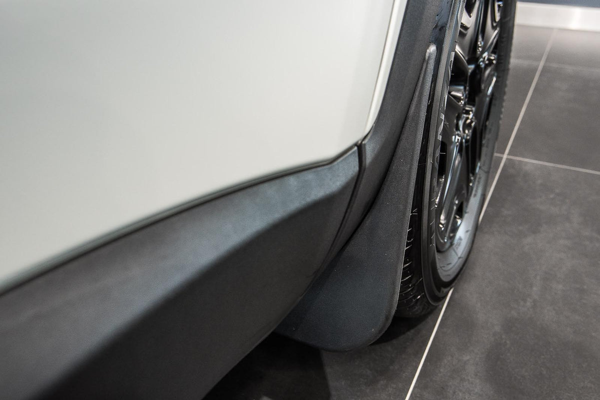 Ven-Tuning skvettlapp til Jeep Renegade – monteringssett inkludert