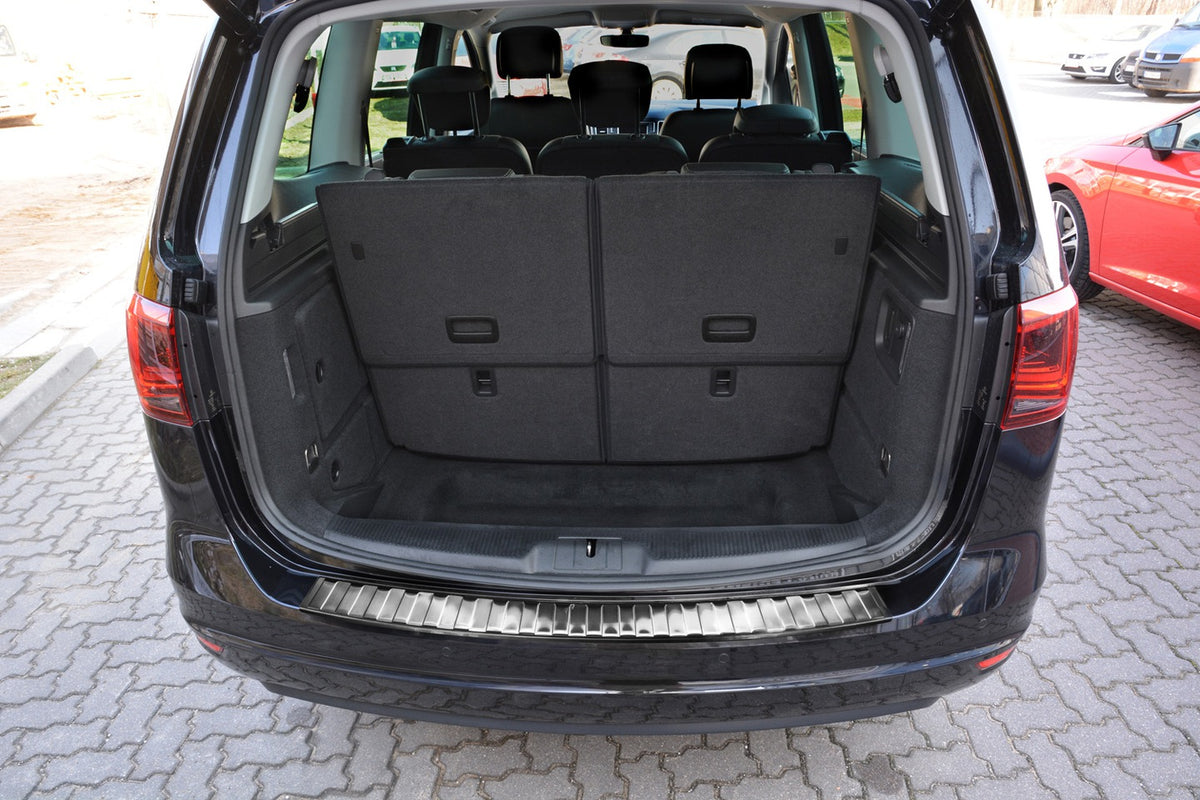 Avisa bakfangerbeskytter til Vw Sharan II – sølv børstet overflate