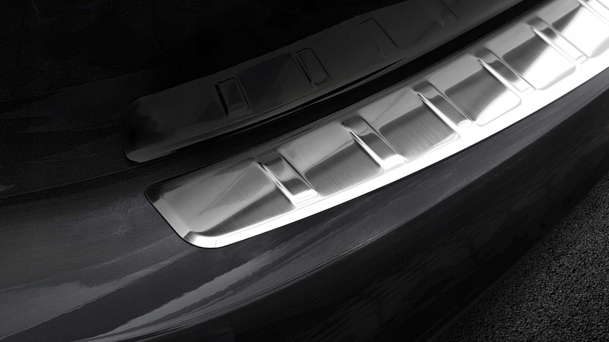 Avisa bakfangerbeskytter til Mercedes C (W205) Sedan / Silver Edition – enkel 3M-montering