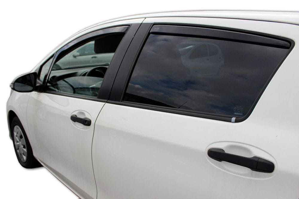 Vindavviser Toyota YARIS III (XP130) 5-dørs 09/ (2011-2020) – PMMA Plexi - nærbilde