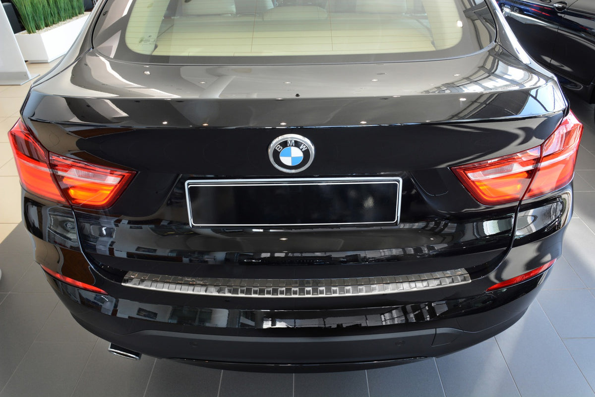 Avisa bakfangerbeskytter til Bmw X4 (F26) – sølv børstet