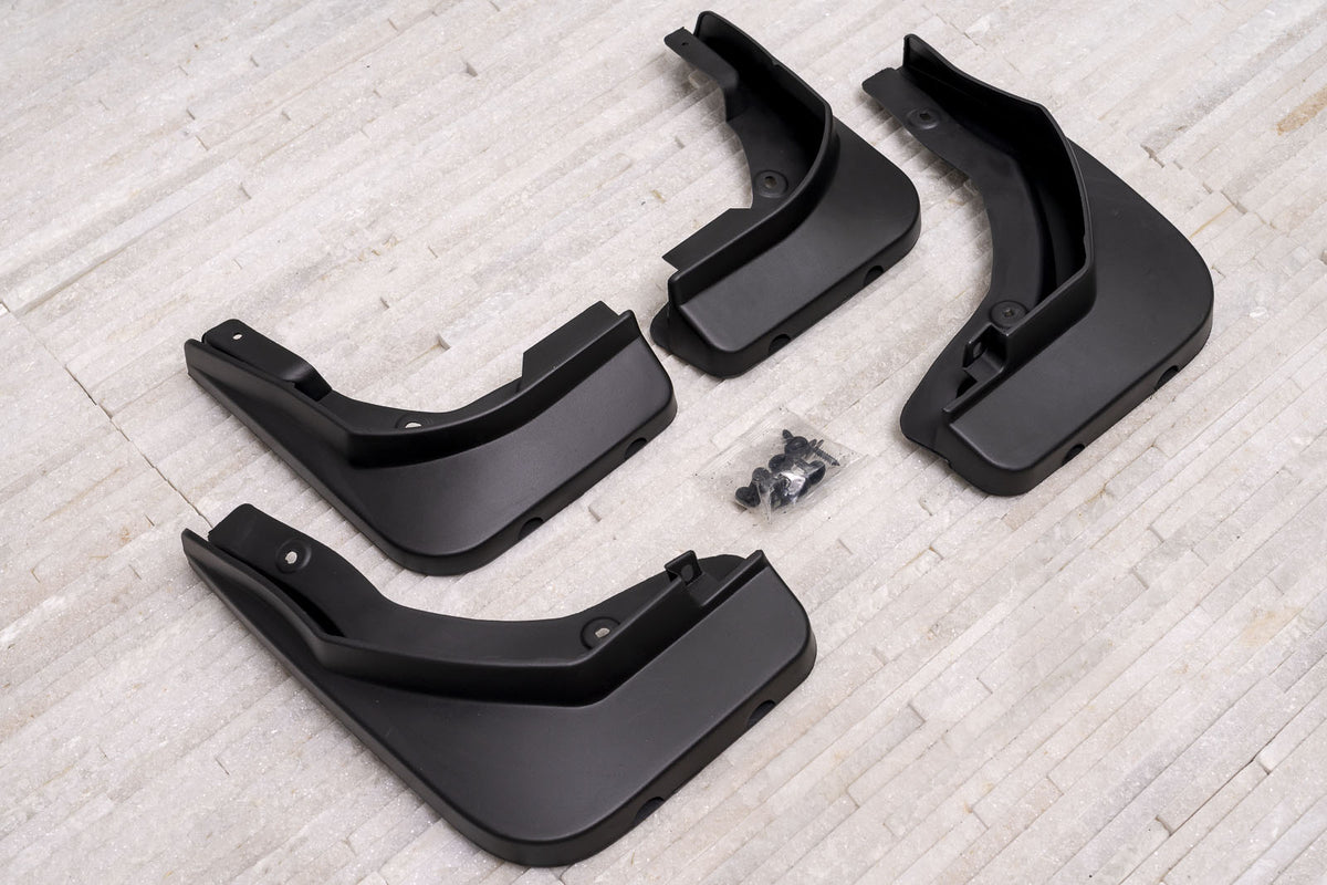 Ven-Tuning skvettlapp til Mercedes E (W213/S213) AMG Line – montering for fram- og bakhjul